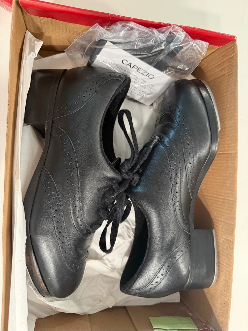 Women’s Capezio Black Leather Lace-Up Tap Oxfords Size 6.5